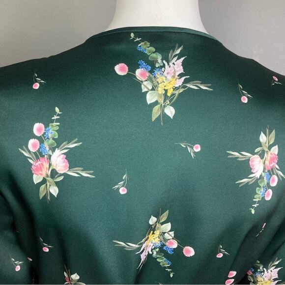 Ted Baker wrap top women's size 4 v-neck floral green feminine forest fairy NWT - Picture 5 of 11